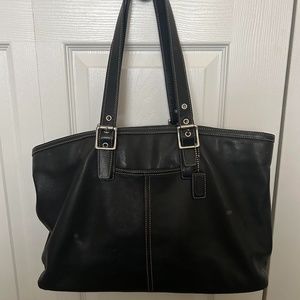Coach Genuine Leather Shoulder Bag Oversized with Internal Pocket